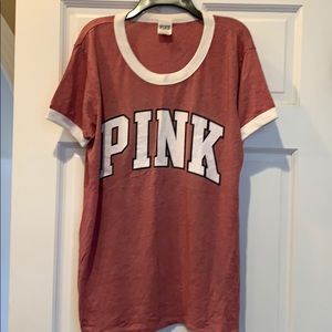 PINK T-shirt. New without tags. Size large